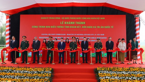 Khánh thành Khu biểu tượng tình đoàn kết, hữu nghị và tri ân quốc tế